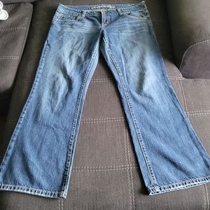 American Eagle "Favorite Boyfriend" Jeans size 14